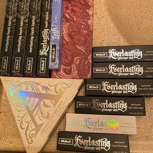 ⚠️Sold off poshmark ⚠️Kat von D bundle